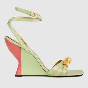Gucci Leather heels pistachio green.